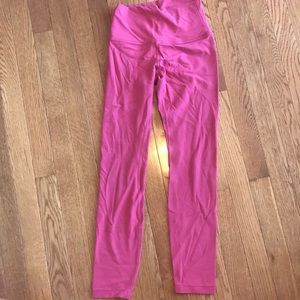 Lululemon Vintage Rose Aligns 25”